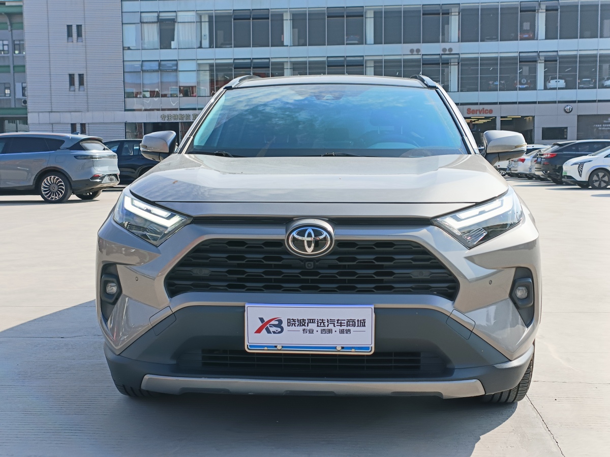 2023年12月豐田 RAV4  2018款 榮放 2.0L CVT兩驅(qū)風(fēng)尚版