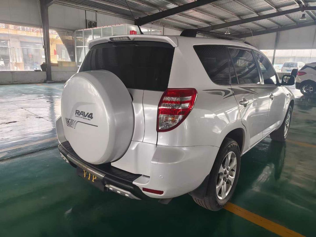 本田 CR-V  2013款 2.4L 四驅(qū)尊貴導航版圖片