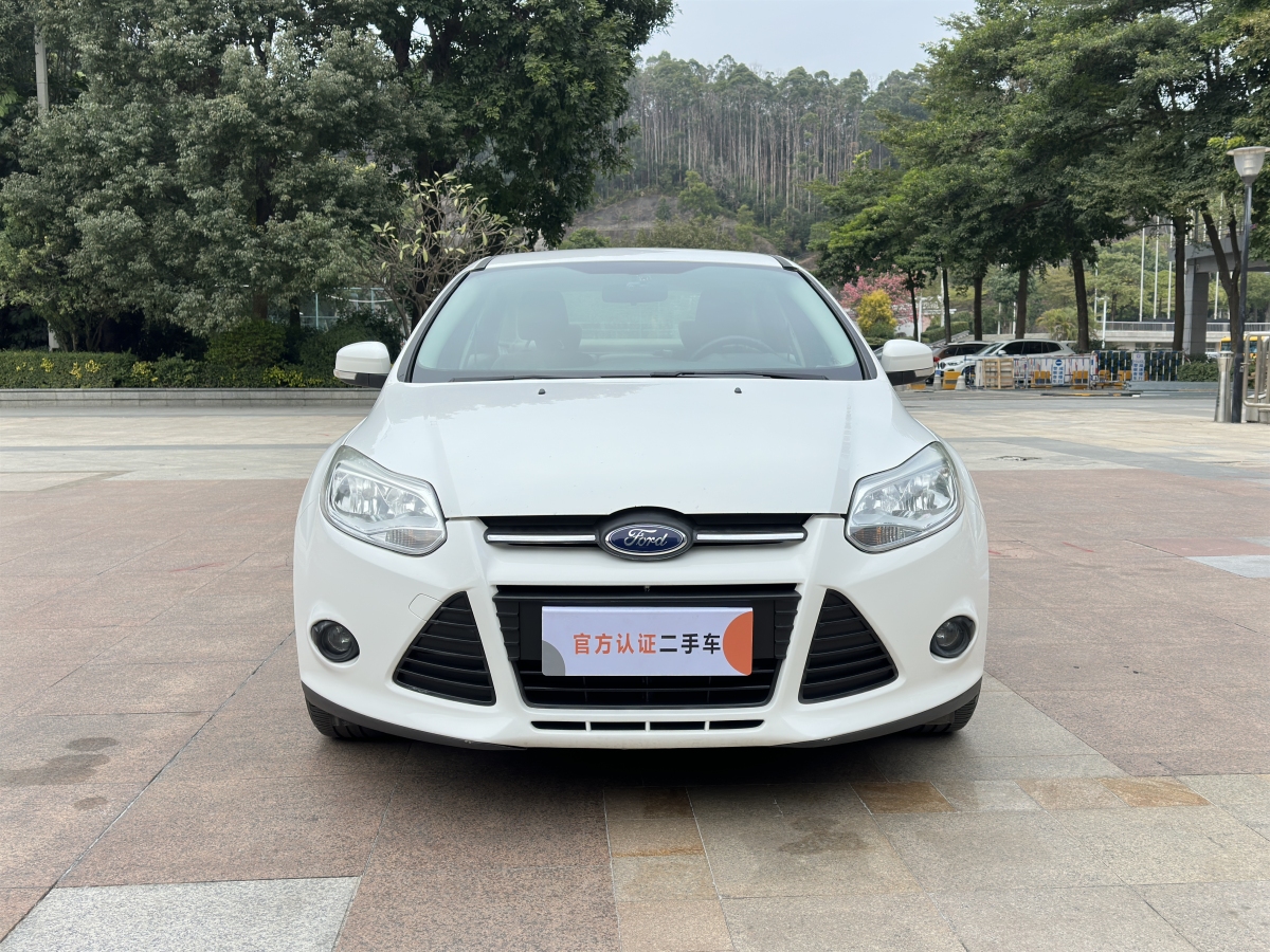 福特 ?？怂? 2012款 三廂 1.6L 自動舒適型圖片