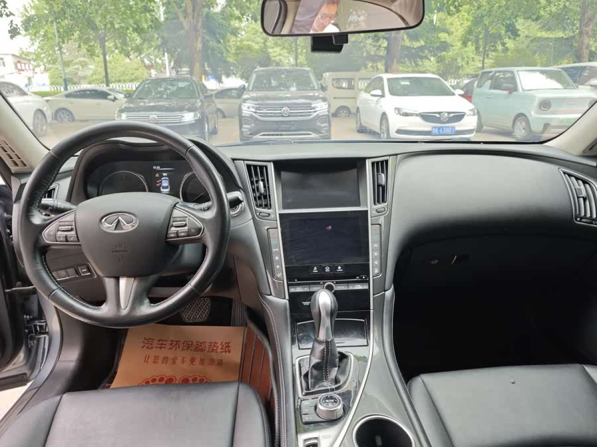 英菲尼迪 Q50L  2016款 2.0T 舒適版圖片
