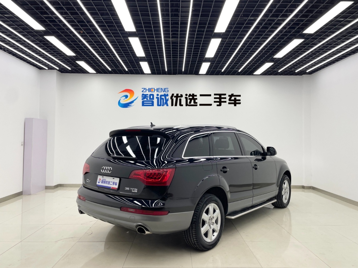 奧迪 奧迪Q7  2014款 35 TFSI 進(jìn)取型圖片