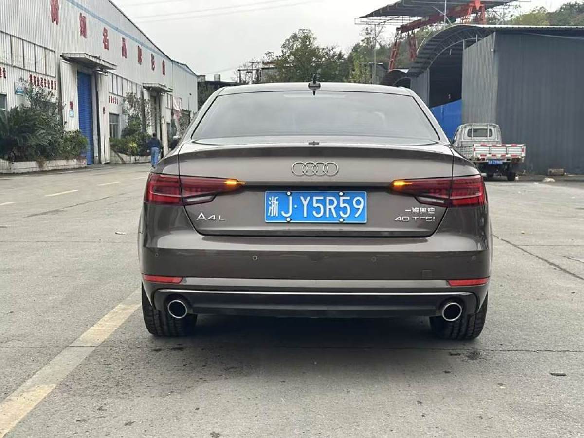 奧迪 奧迪A4L  2018款 30周年年型 40 TFSI 進取型圖片