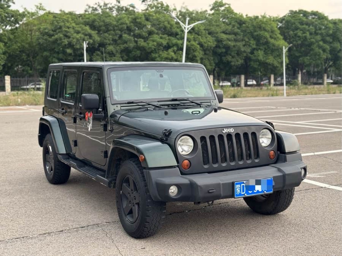 Jeep 牧馬人  2010款 3.8L Sahara 四門版圖片