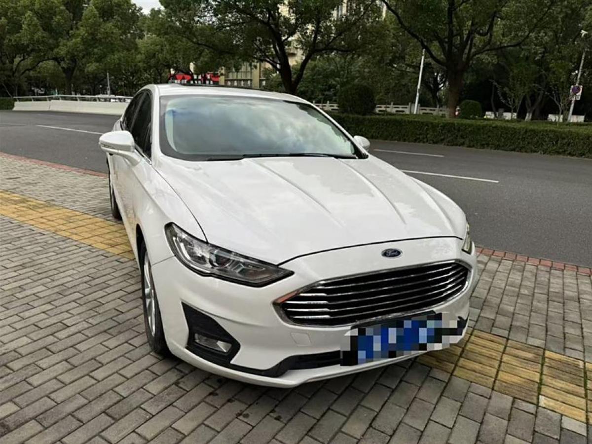 2021年10月福特 蒙迪歐  2020款 EcoBoost 180 時(shí)尚型