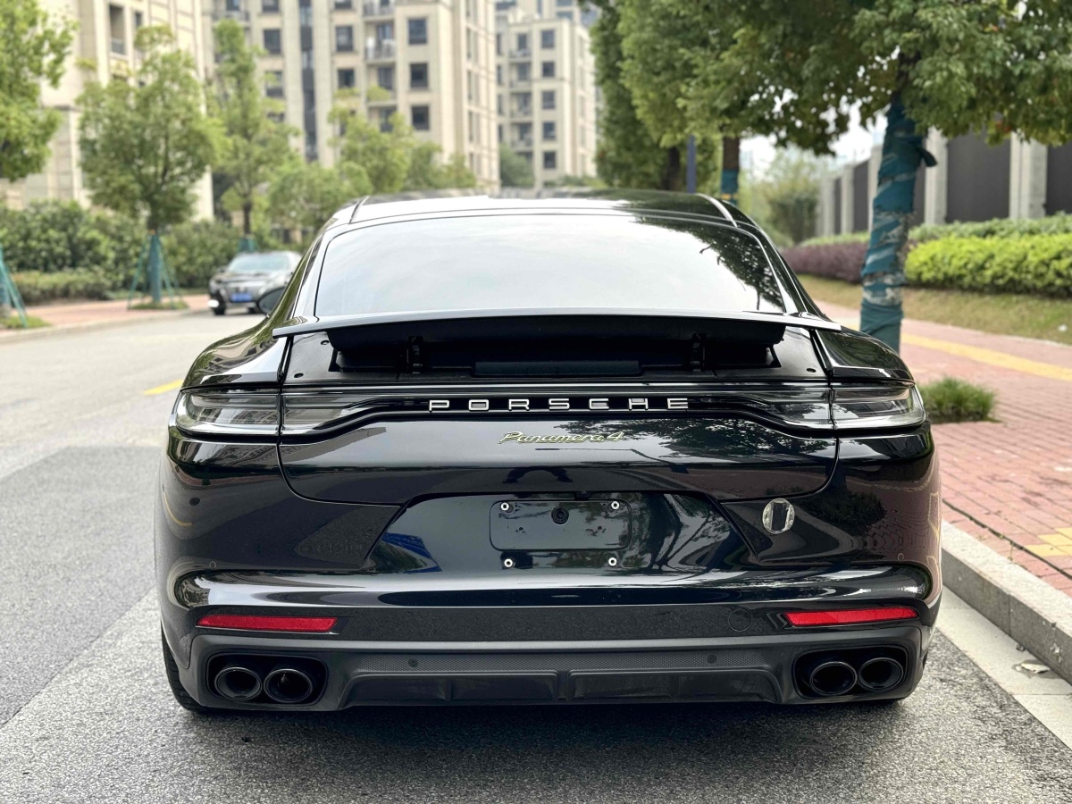 2023年7月保時(shí)捷 Panamera新能源  2023款 改款 Panamera 4 E-Hybrid 行政加長鉑金版 2.9T