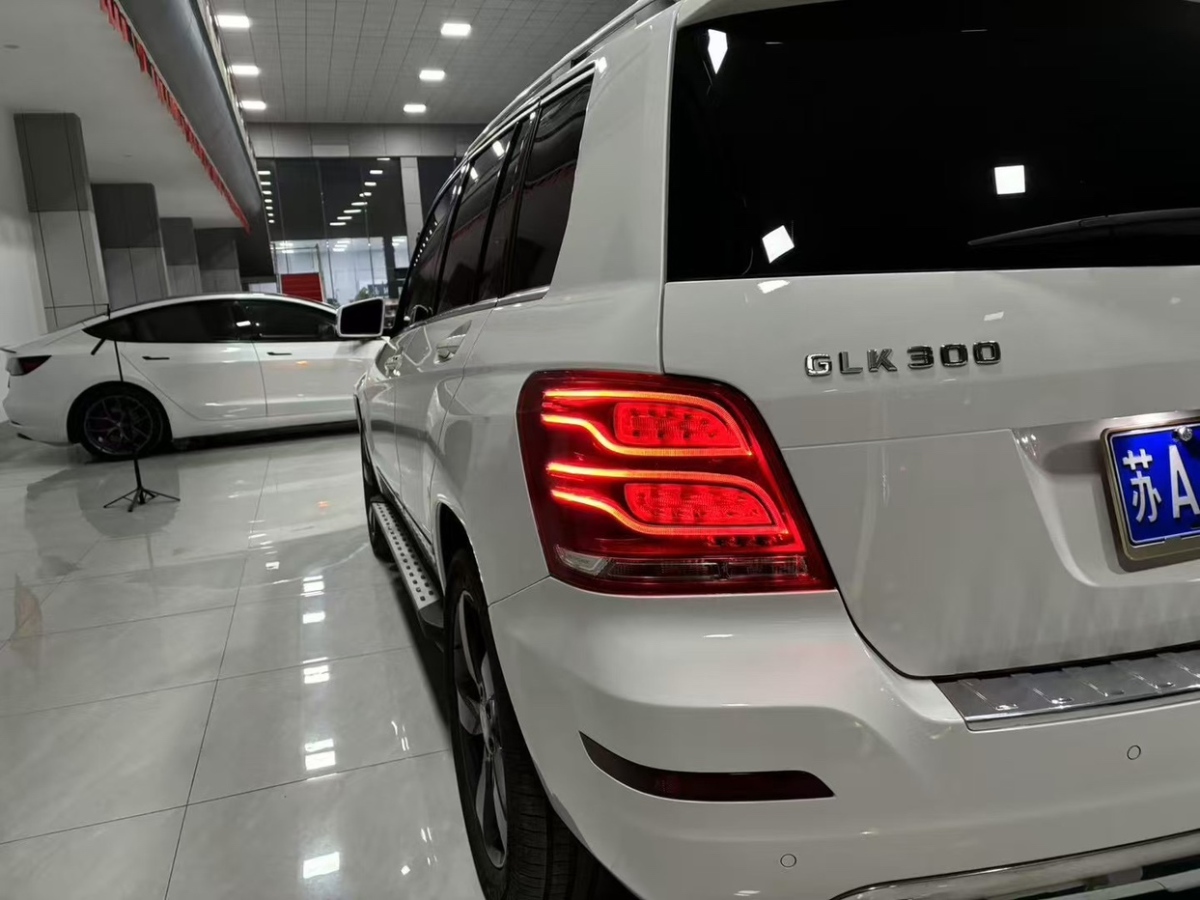 奔馳 奔馳GLK級(jí)  2013款 GLK 300 4MATIC 動(dòng)感天窗型圖片