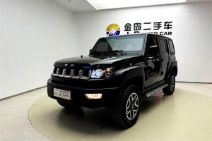 BJ40 北京 40L 2.3T 自动四驱环塔冠军版