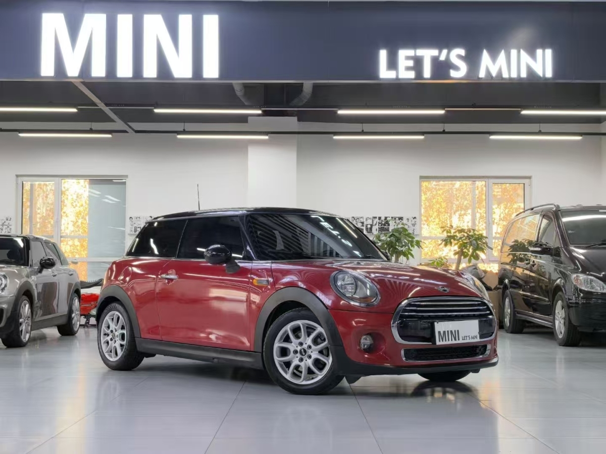 2016年2月MINI CLUBMAN  2016款 改款 1.5T COOPER