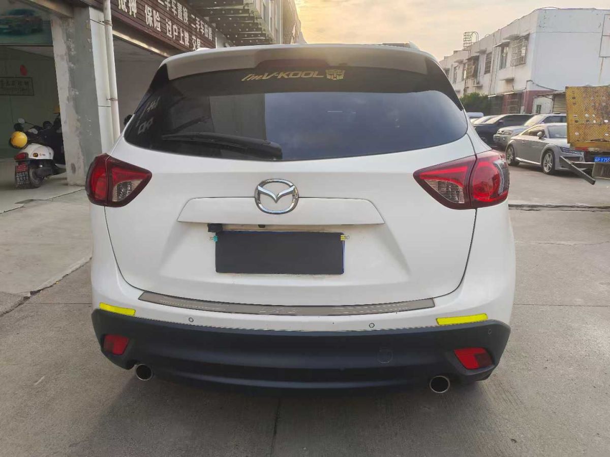 馬自達 CX-4  2016款 2.0L 手動兩驅(qū)藍天活力版圖片