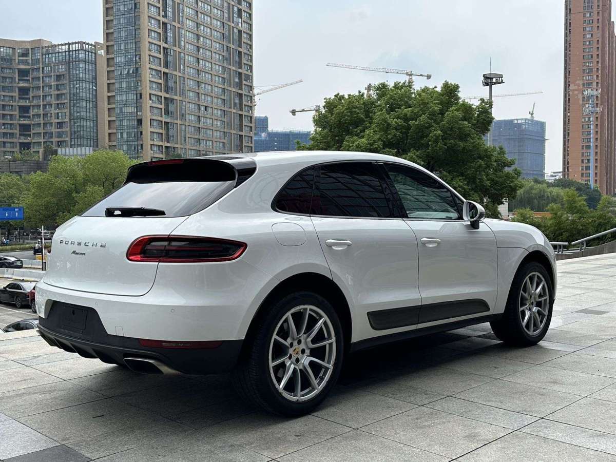 保時(shí)捷 Macan  2014款 Macan 2.0T圖片