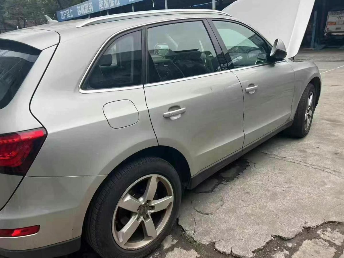 奧迪 奧迪Q5  2013款 Q5 3.0TFSI 45TFSI Quattro 運(yùn)動(dòng)型圖片