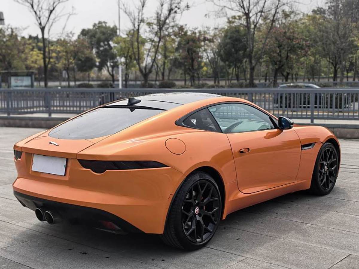 捷豹 F-TYPE  2016款 3.0T 硬頂版圖片