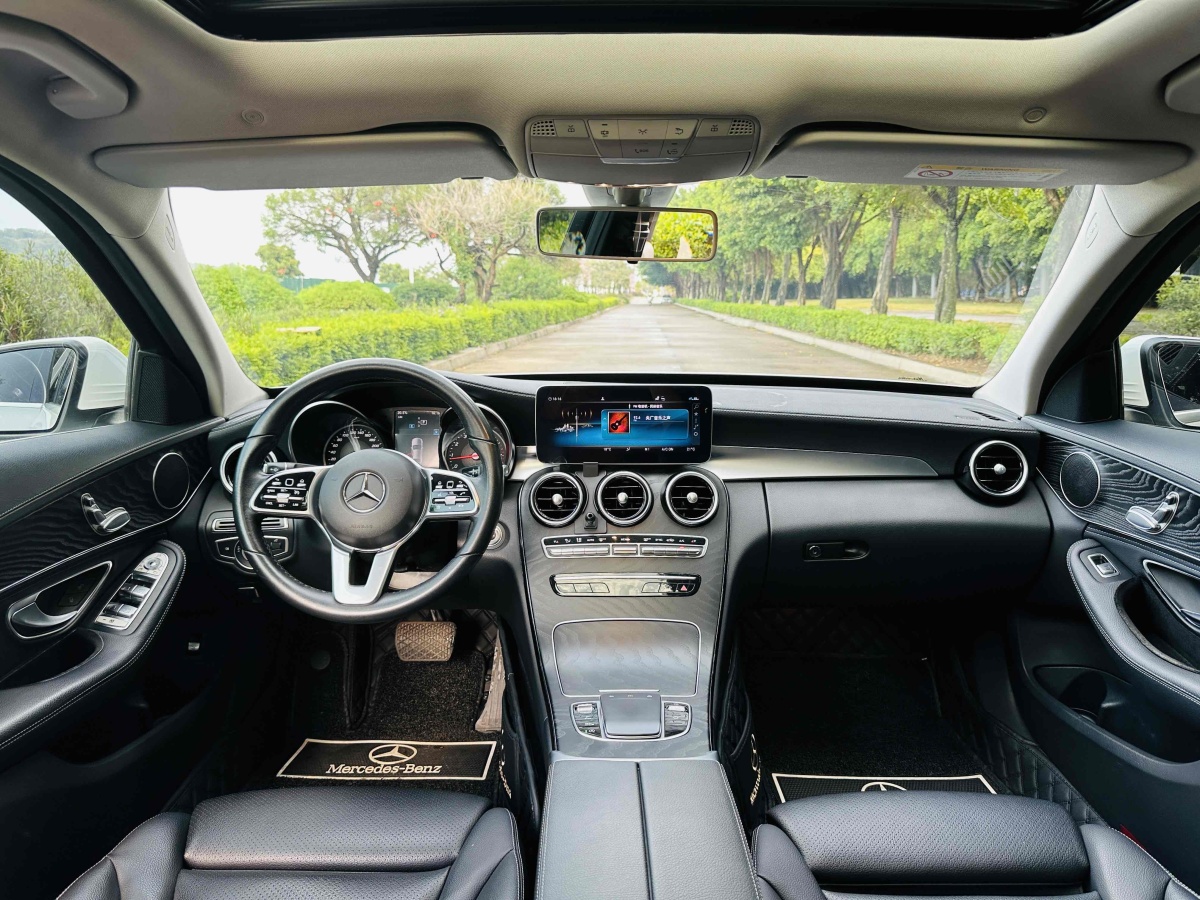 2019年7月奔驰 奔驰C级  2017款 改款 C 180 L 时尚型运动版