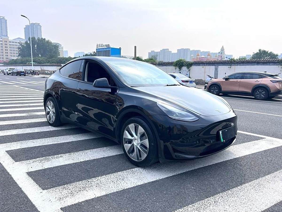 特斯拉 Model 3  2023款 煥新版 后輪驅(qū)動圖片