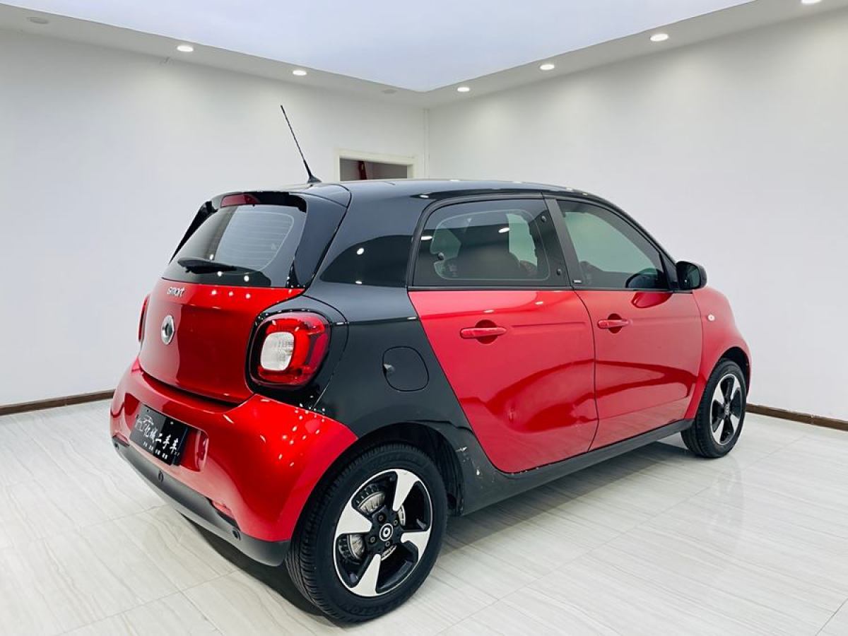 smart forfour  2018款 1.0L 52千瓦激情版圖片