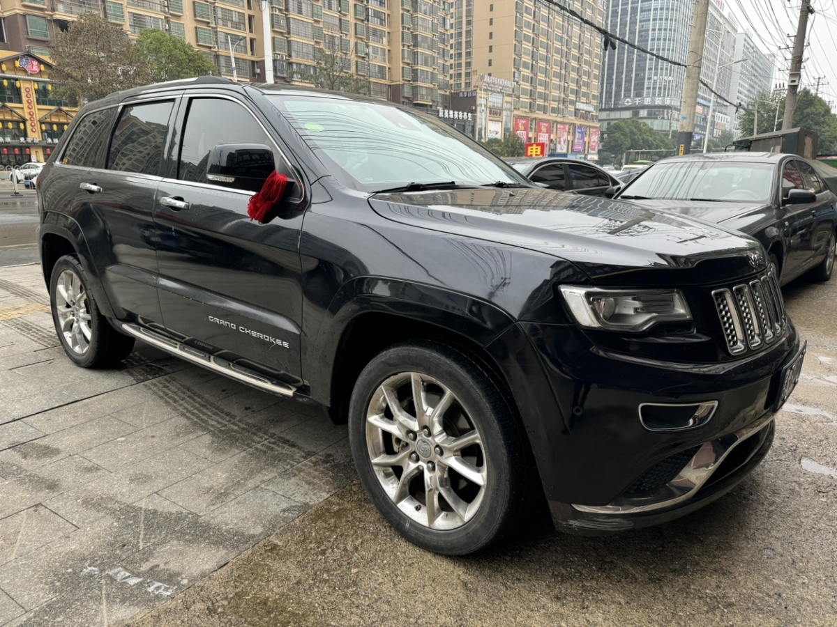 Jeep 大切諾基  2014款 3.0L 旗艦尊悅版圖片