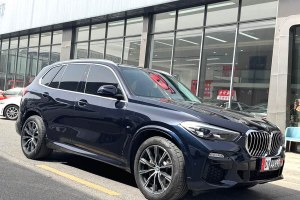 寶馬X5 寶馬 改款 xDrive30i M運(yùn)動(dòng)套裝