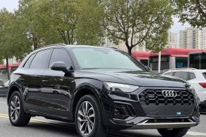 奧迪Q5 e-tron 奧迪 50 e-tron quattro 光耀型 機(jī)甲套裝
