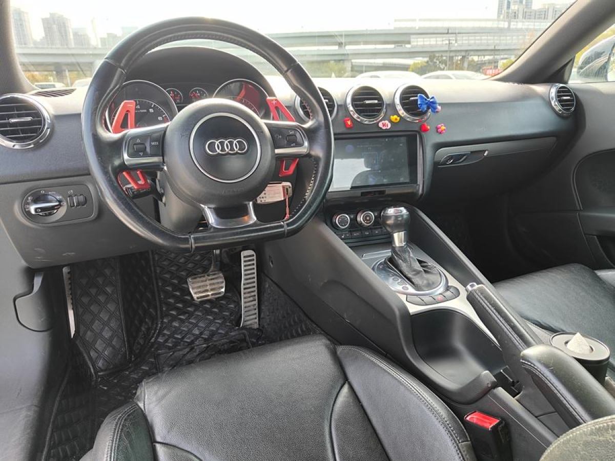 奧迪 奧迪TT  2011款 TT Coupe 2.0TFSI圖片