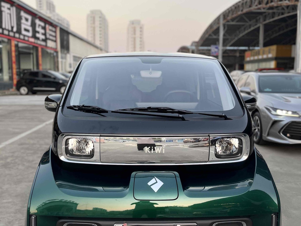 寶駿 寶駿KiWi EV  2022款 藝術家輕享版 三元鋰圖片