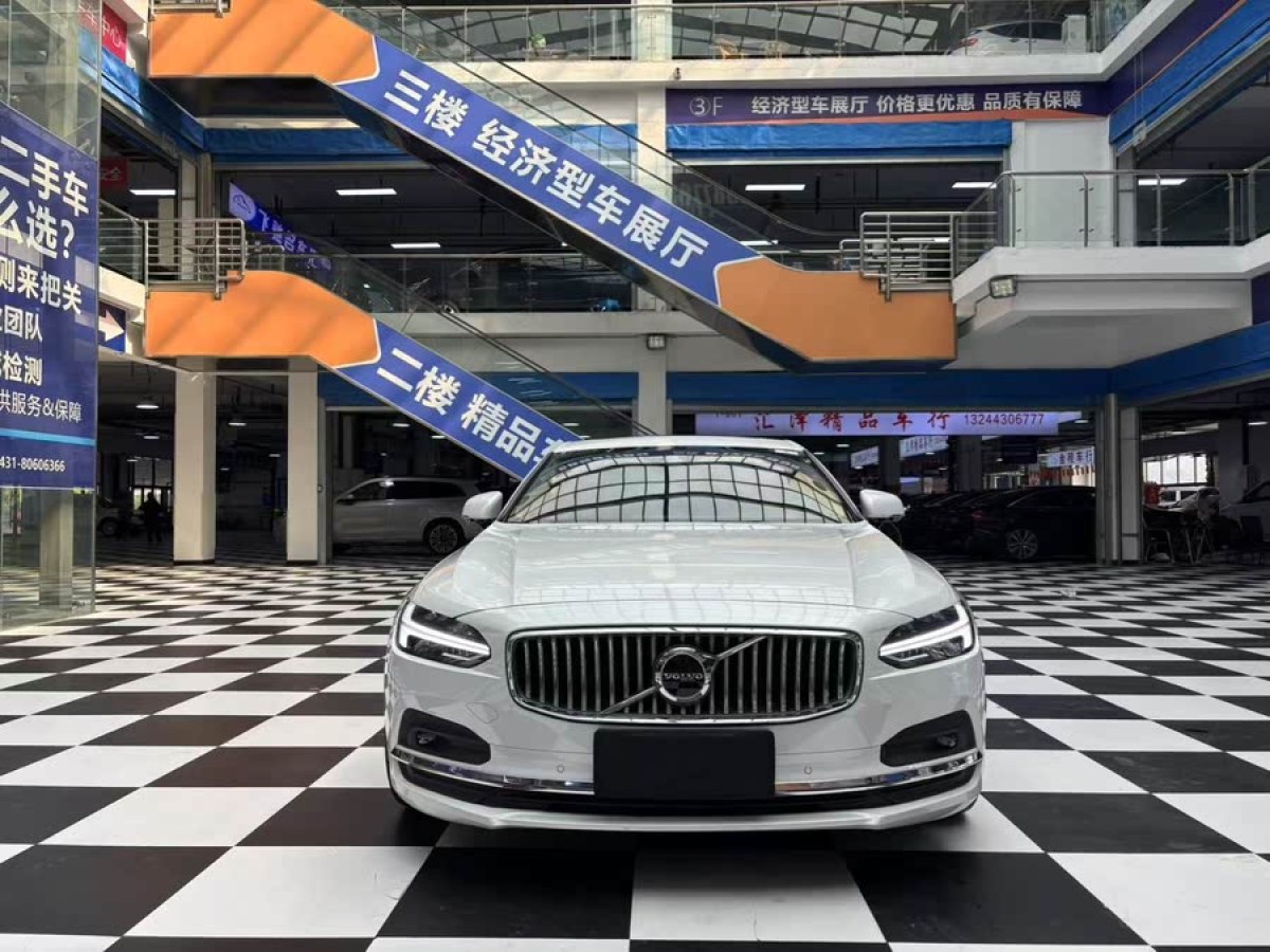 沃爾沃 S90  2021款 B5 智遠(yuǎn)豪華版圖片