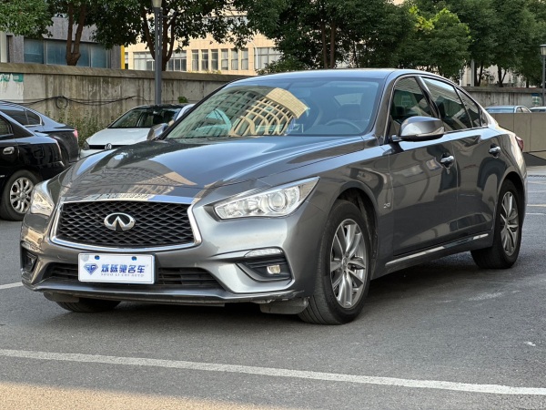 英菲尼迪 Q50L  2018款  2.0T 舒适版 国VI