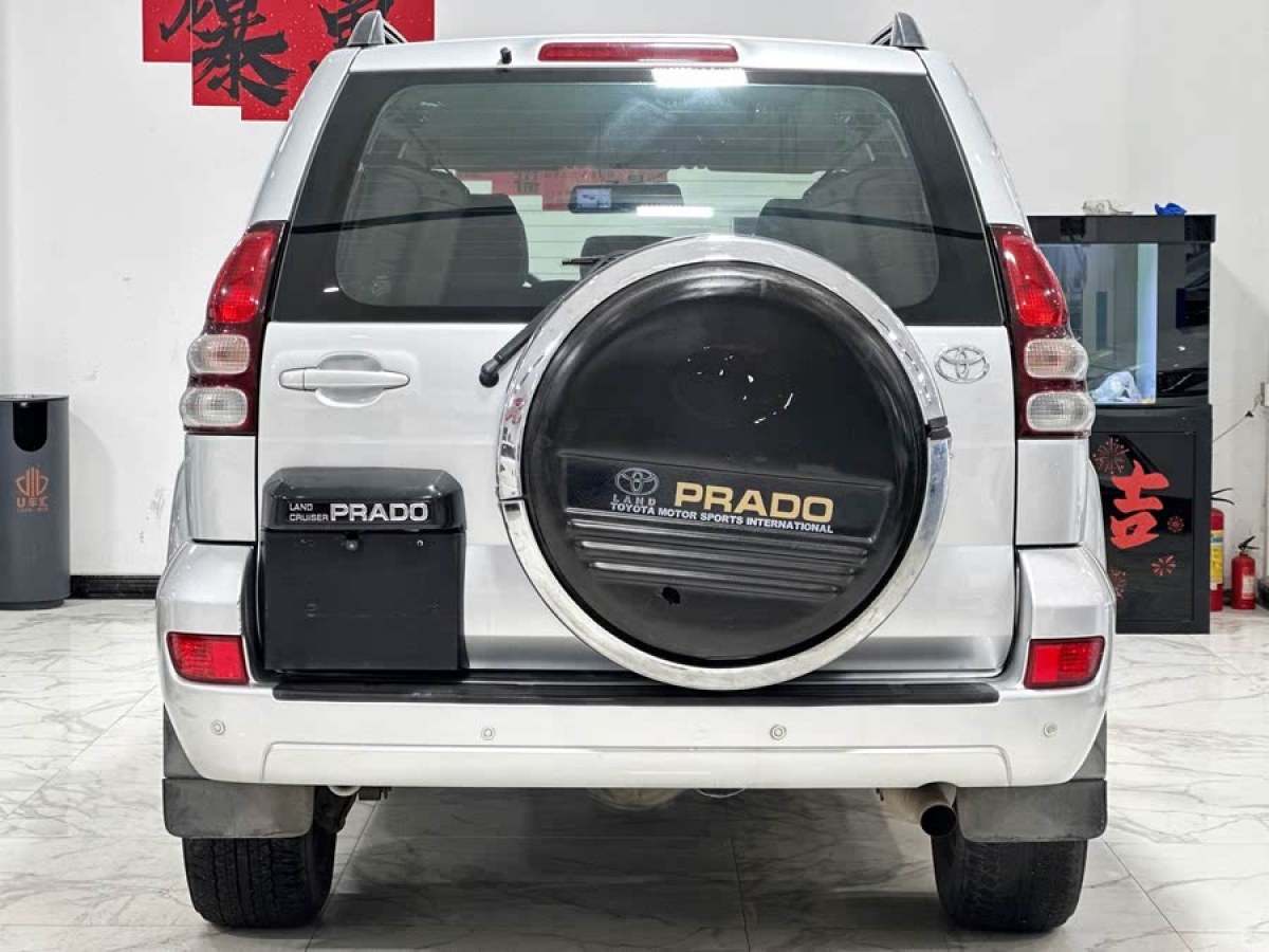 豐田 普拉多  2005款 2.7L 標(biāo)準(zhǔn)型圖片