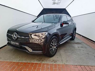 2023年3月 奔馳 奔馳GLC(進(jìn)口) GLC 300 4MATIC 轎跑SUV圖片