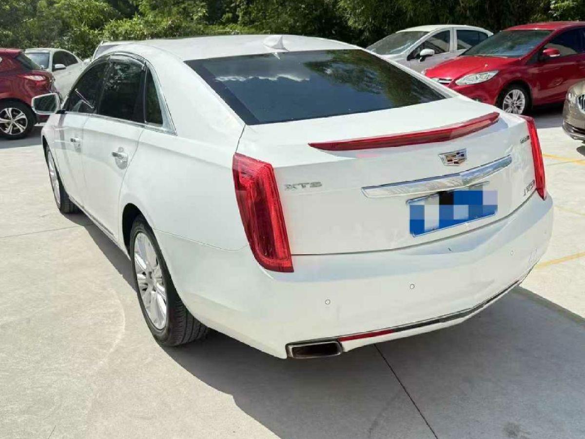 凱迪拉克 XTS 圖片