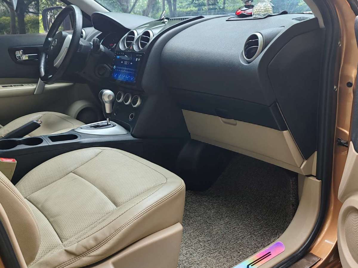 日產(chǎn) 逍客  2012款 2.0XV 雷 CVT 2WD圖片