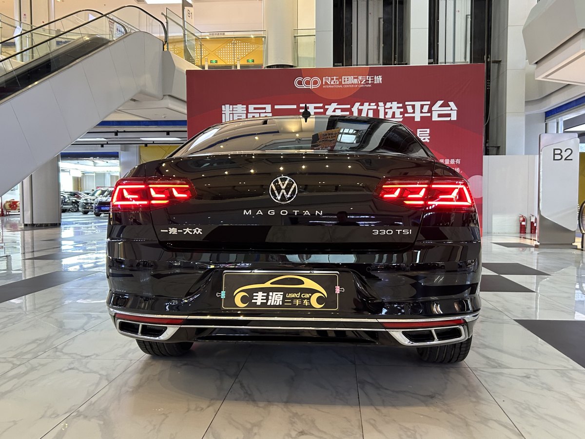 大眾 邁騰  2023款 200萬輛紀(jì)念版 330TSI DSG領(lǐng)先型圖片