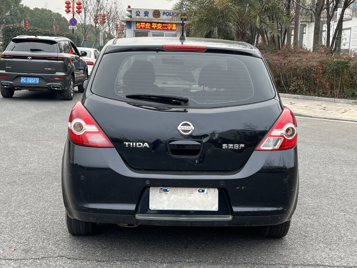 日產(chǎn) 騏達(dá)  2011款 1.6L CVT智能型圖片