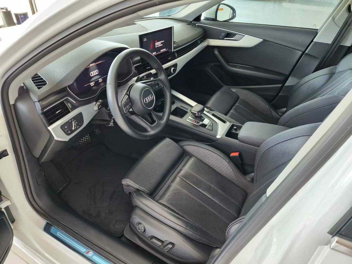 奧迪 奧迪A4L  2022款 35 TFSI 時(shí)尚動(dòng)感型圖片