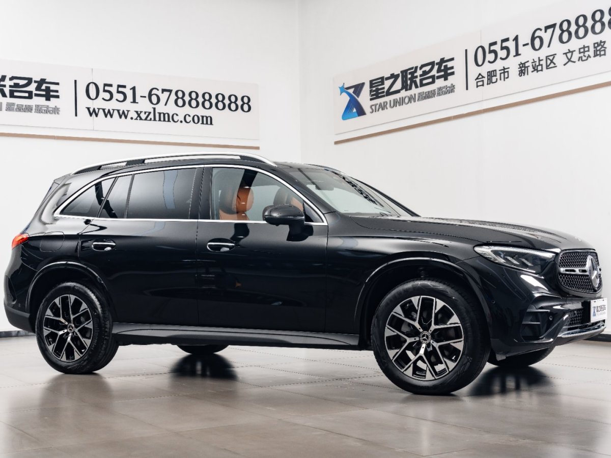 奔馳 奔馳GLC  2023款 改款 GLC 260 L 4MATIC 豪華型 5座圖片