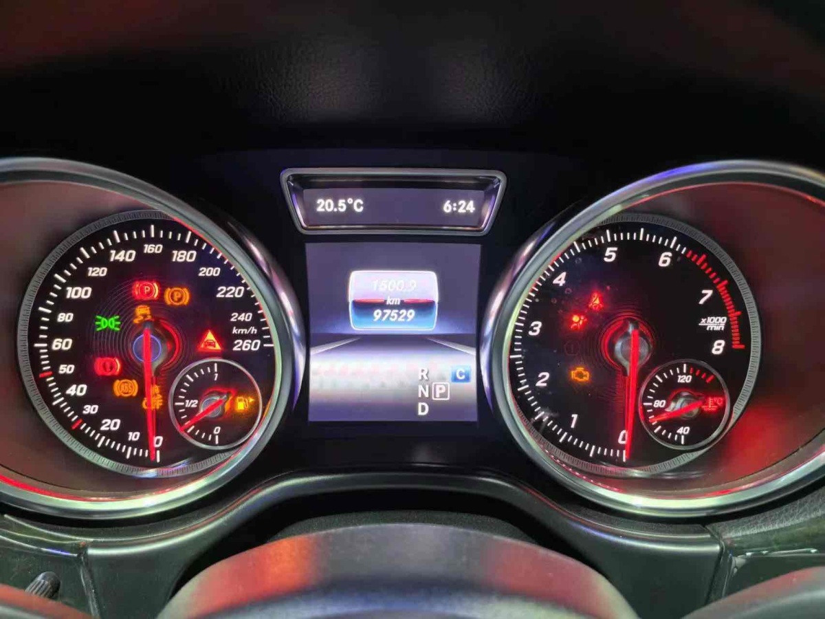 奔驰 奔驰GLE  2016款 GLE 400 4MATIC图片