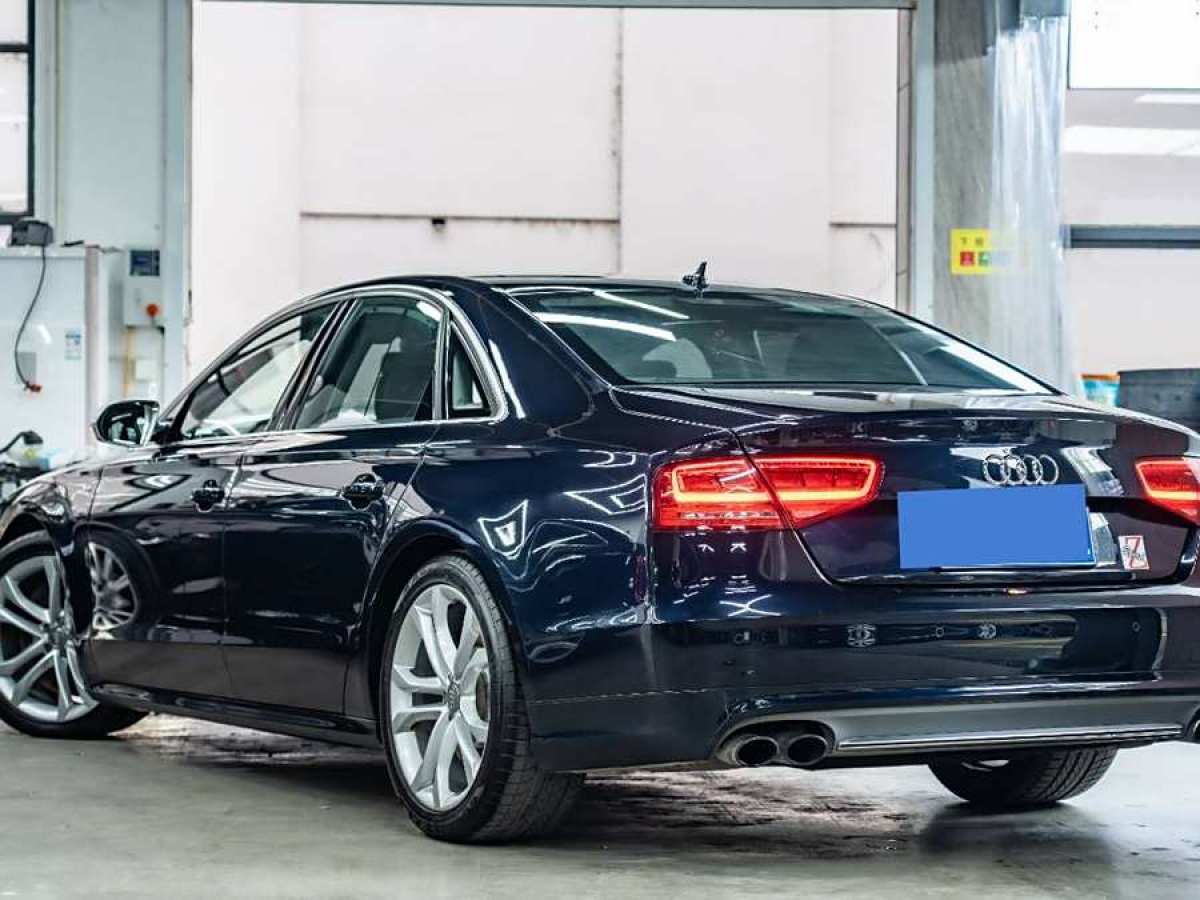 奧迪 奧迪S8  2013款 S8 4.0TFSI quattro圖片