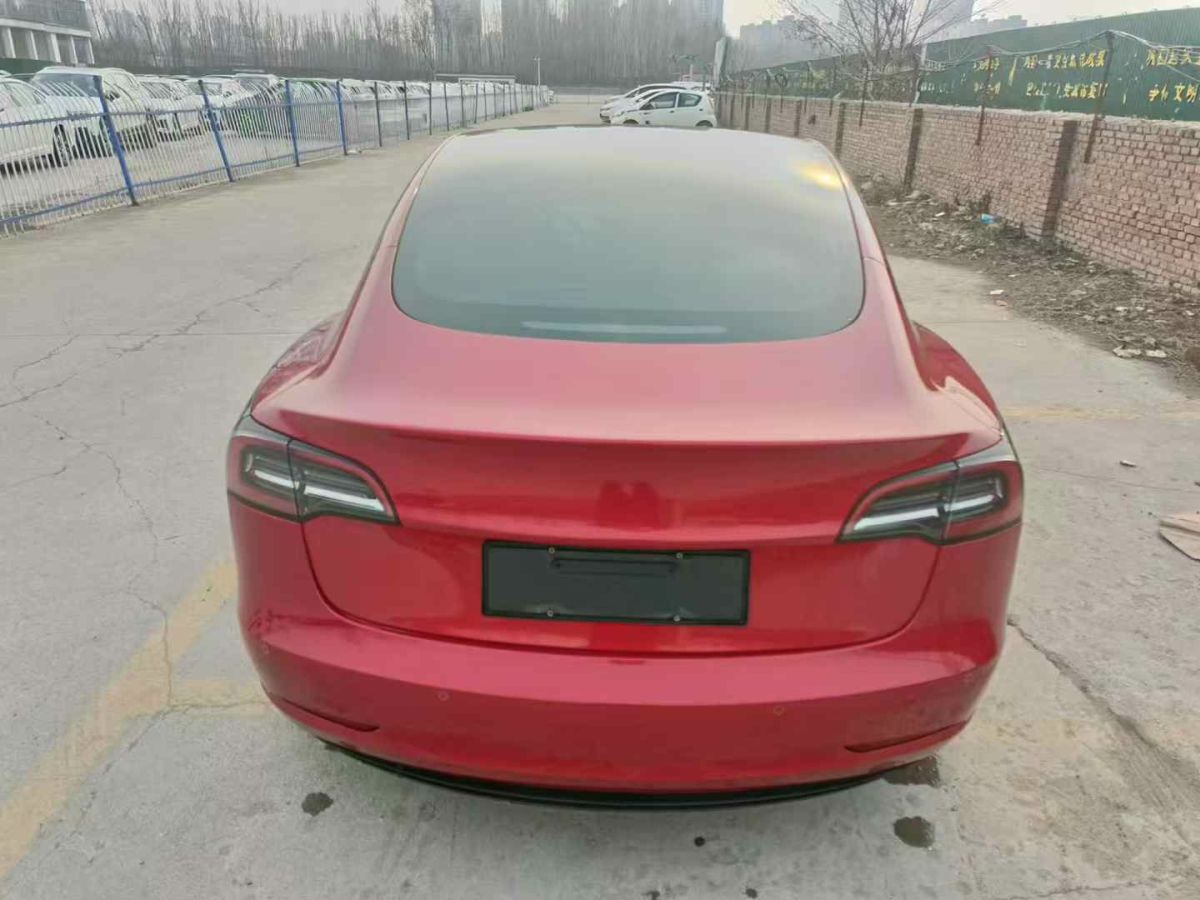 特斯拉 Model S  2023款 三電機(jī)全輪驅(qū)動(dòng) Plaid版圖片