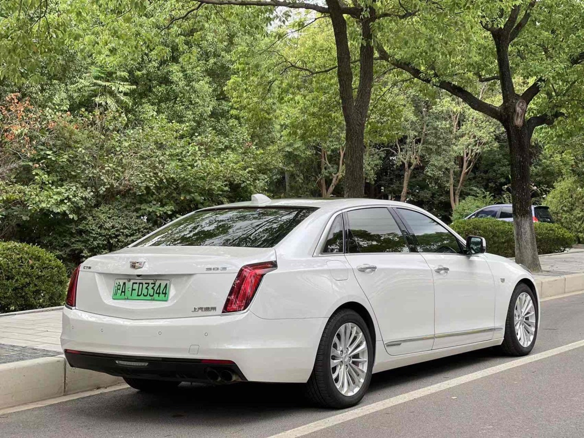 凱迪拉克 CT6 PLUG-IN  2017款 30E 精英型圖片