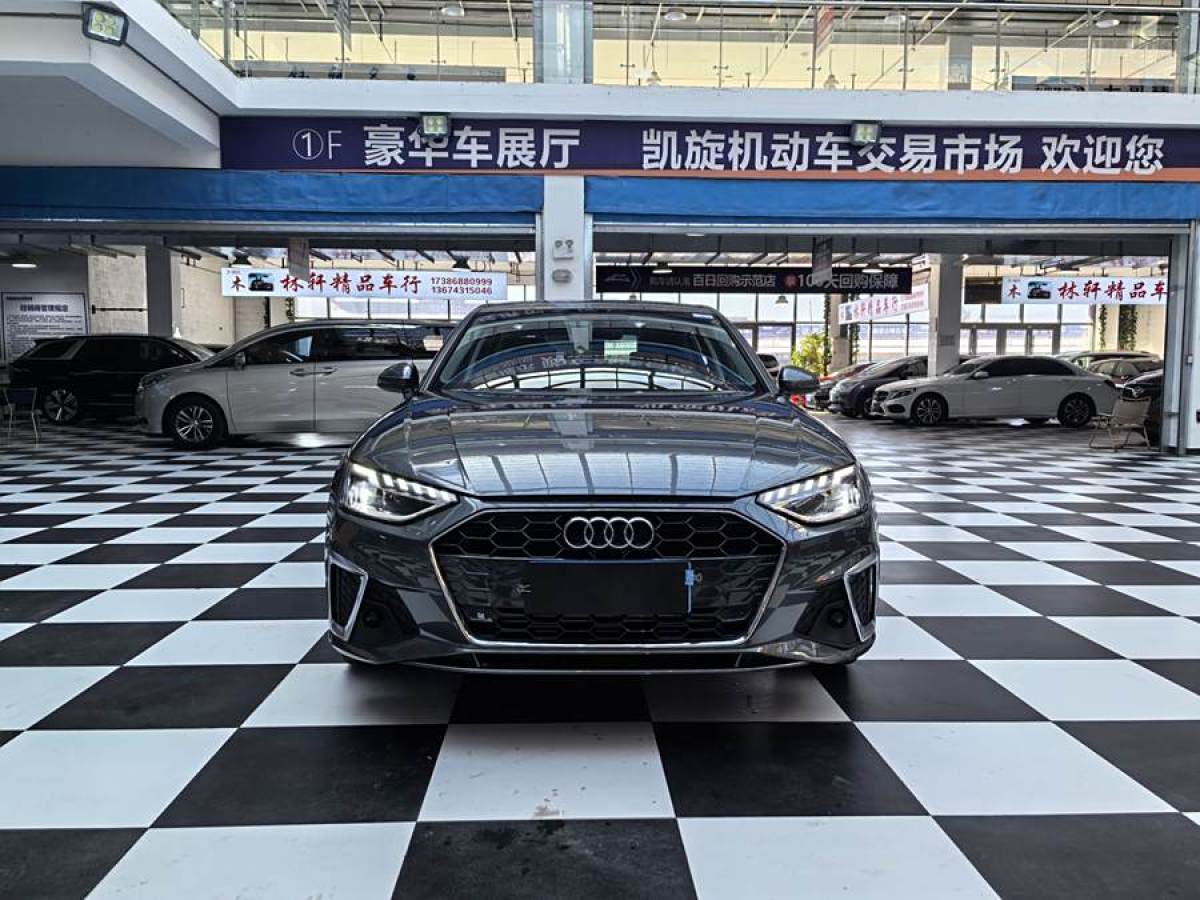 奧迪 奧迪A4L  2022款 40 TFSI 豪華動(dòng)感型圖片