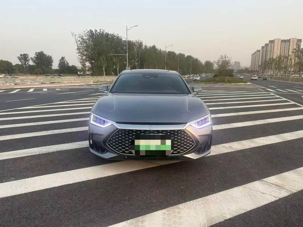 比亞迪 漢  2022款 DM-i 121KM 領(lǐng)航型圖片
