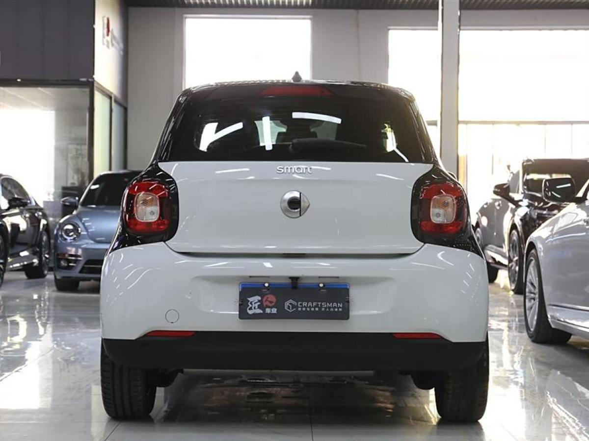 smart forfour  2018款 0.9T 66千瓦先鋒版圖片