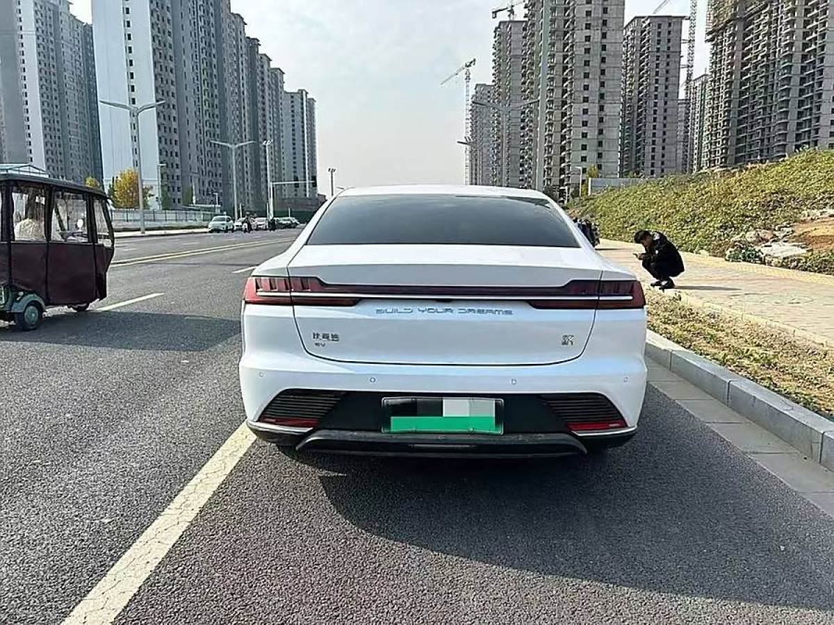 比亞迪 漢  2021款 EV 標(biāo)準(zhǔn)續(xù)航版豪華型圖片