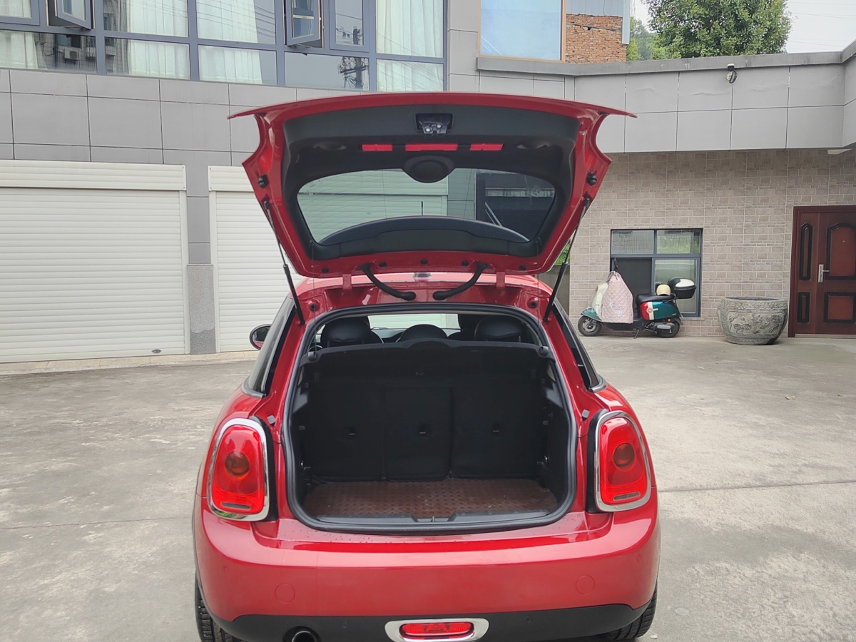 MINI MINI  2016款 1.2T ONE 先鋒派 五門版圖片