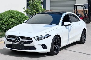 奔馳A級 奔馳 改款 A 200 L 運動轎車動感型