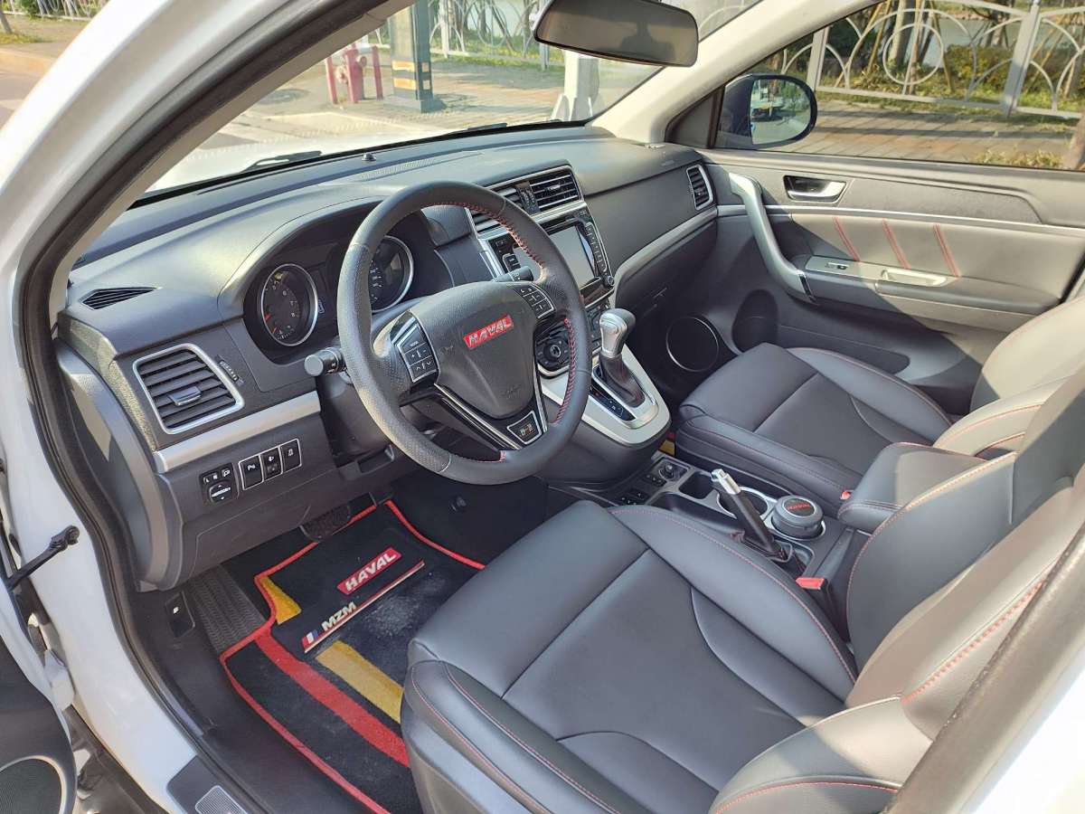 2015年6月哈弗 H6  2015款 运动版 1.5T 自动两驱豪华型