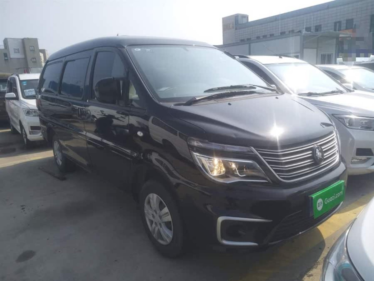東風(fēng)風(fēng)行 菱智  2022款 M5L 1.6L 實(shí)用型 7座圖片