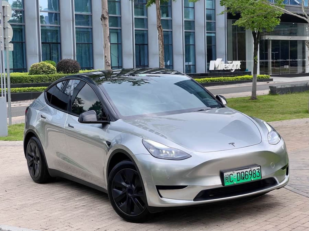 特斯拉 Model 3  2023款 煥新版 后輪驅(qū)動圖片