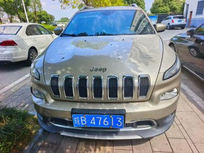 2017年1月 Jeep 自由光 2.0L 優(yōu)越版圖片