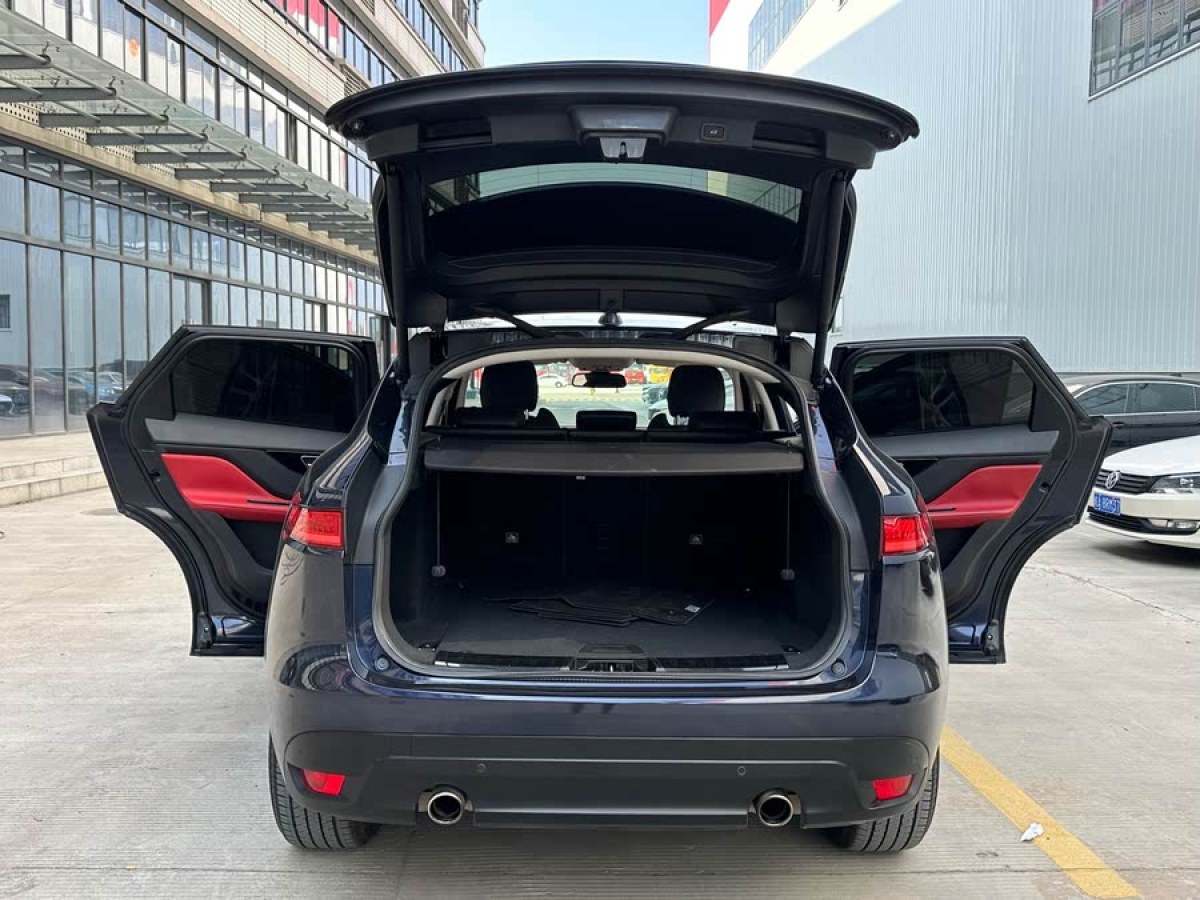 捷豹 F-PACE  2018款 改款 2.0T 四驅(qū)R-Sport運動版圖片