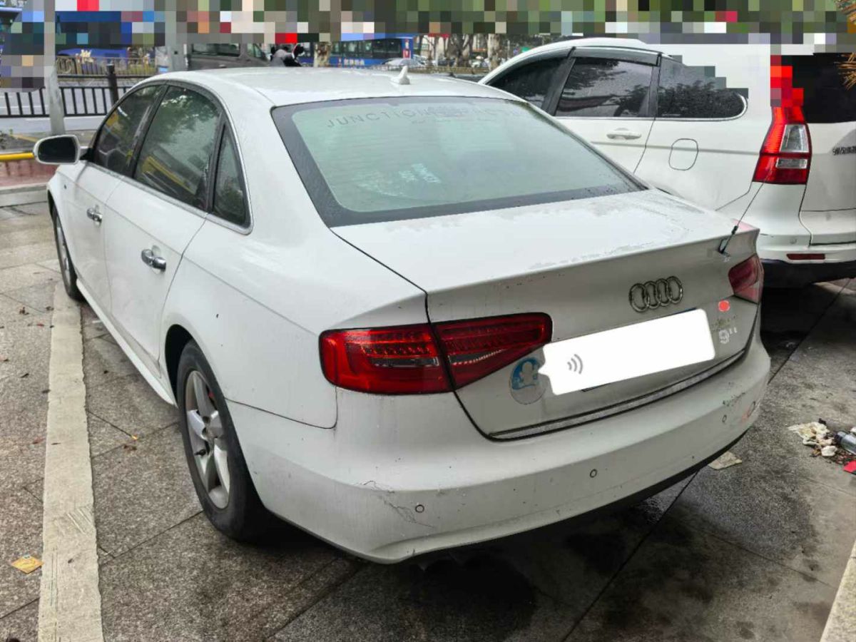 2013年1月奧迪 奧迪A4L  2013款 A4L 30TFSI 舒適型